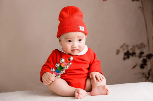 瑞安怀孕肚子饿了就想吐